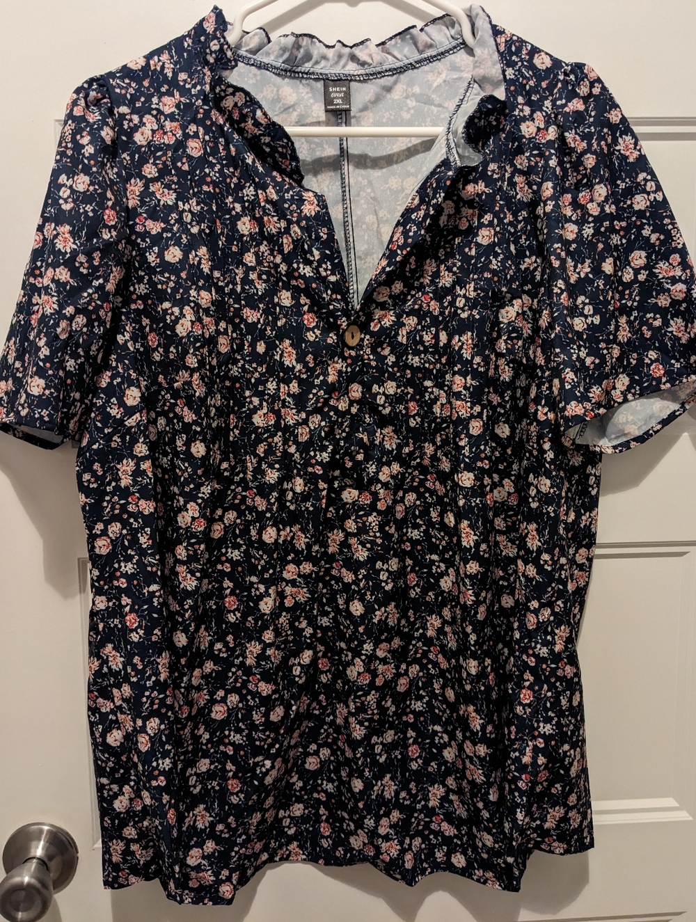 SHEIN Curve Ditsy Floral Flutter Sleeve Blouse - 2XL